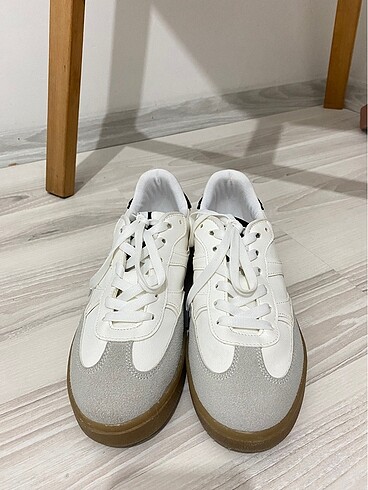 marjin sneaker