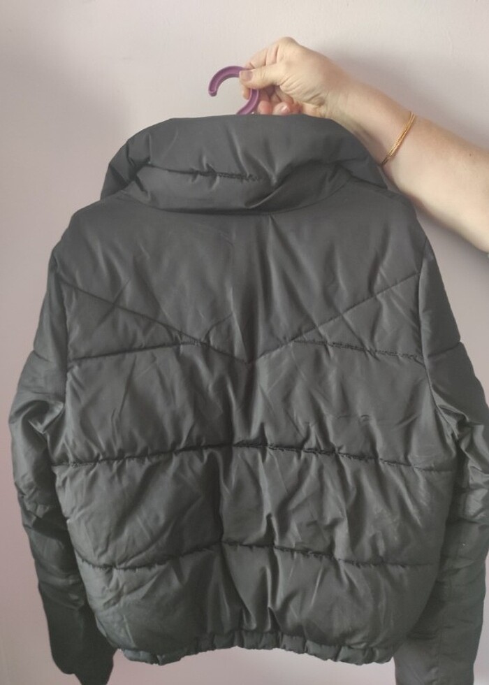 Bershka Şişme mont - Görsel 2