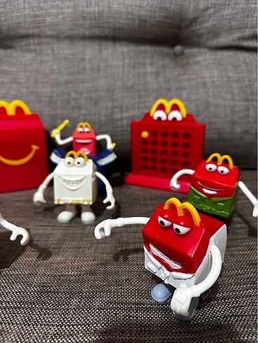  Beden McDonald?s Happy Meals