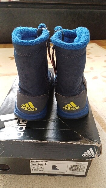 Diğer Adidas çocuk bot