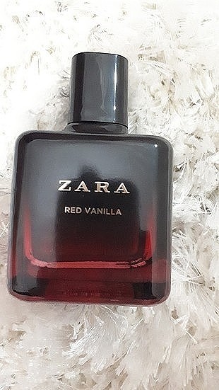 Zara red vanilla