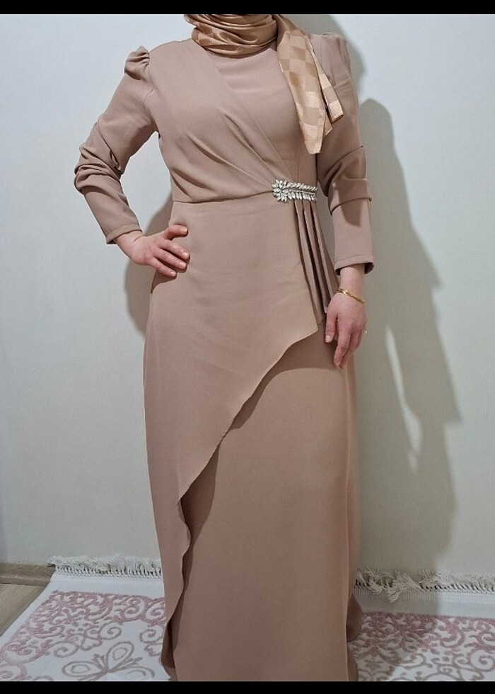 Taşlı tesettür elbise  - Görsel 3