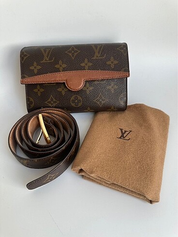 Louis Vuitton Arsch Bel Çantası