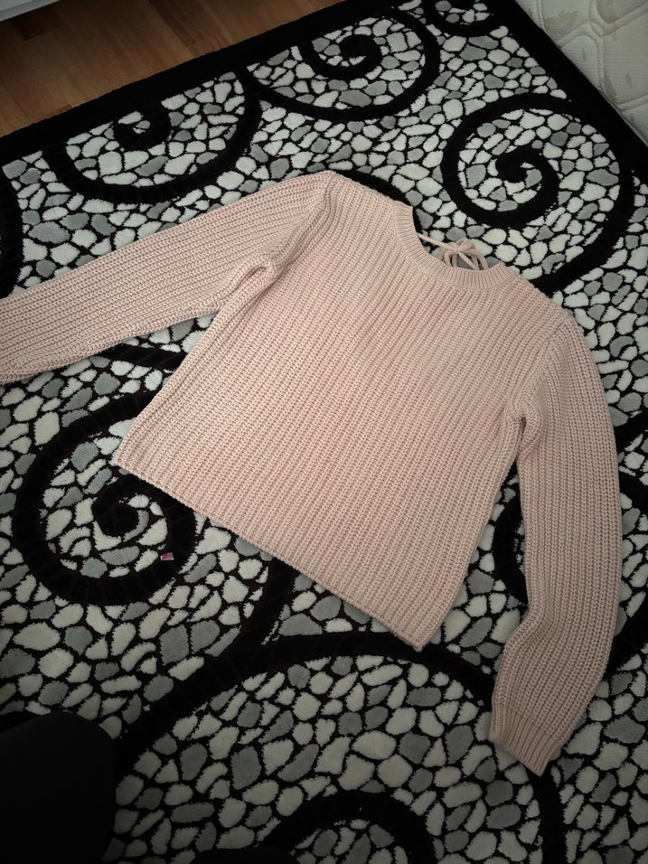 Bej V Yaka Örgü Kadın Kazak - Görsel 3