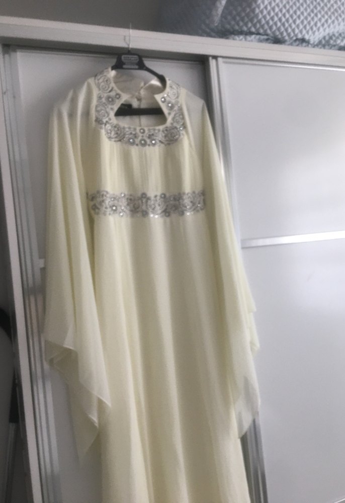 İşlemeli Beyaz Uzun Kadın Abiye - Görsel 2