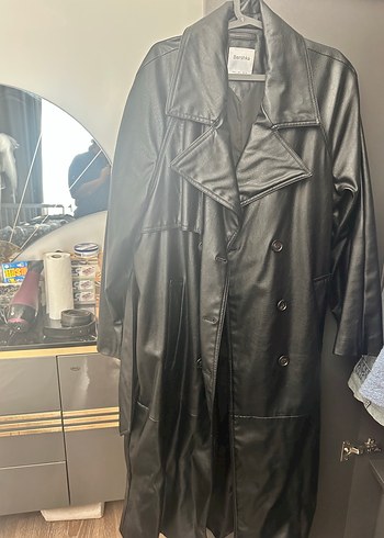 Bershka Siyah Deri Trenchoat - Görsel 5