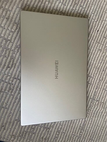 Huawei matebook d15