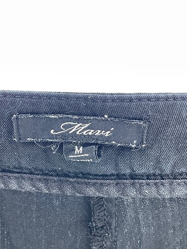 m Beden siyah Renk Mavi Jeans Düz Kesim %70 İndirimli.