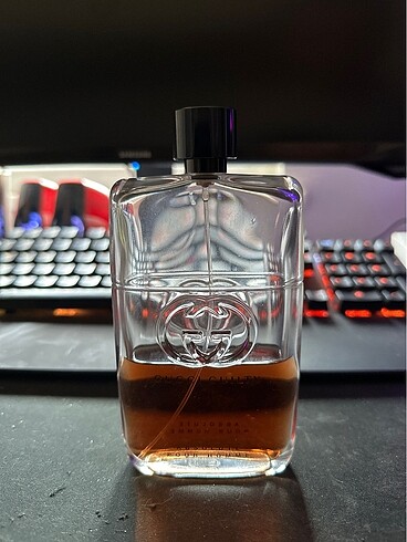 Gucci Guilty Absolute 5 ml dekant