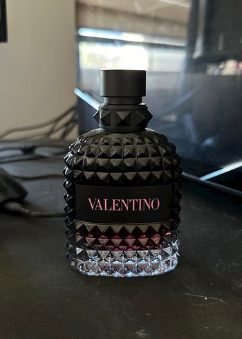 Valentino Born in Roma Intense 50/100 ml