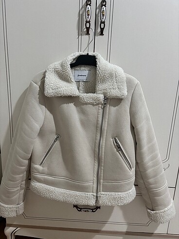 Stradivarius Mont