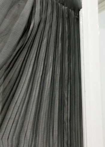 Gri Pileli Uzun Kadın Elbise - Görsel 3