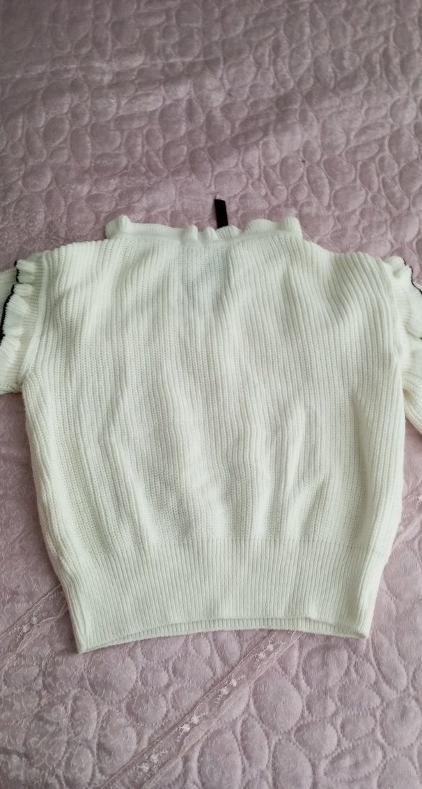 Nakışlı Beyaz Örgü Kadın Kazak - Görsel 4