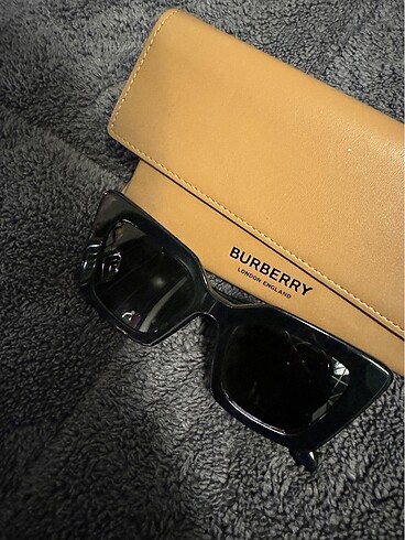 Burberry orijinal burberry gozluk