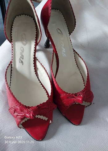 35 Beden kırmızı Renk Kırmızı Tokalı Stiletto Topuklu Kadın Sandalet
