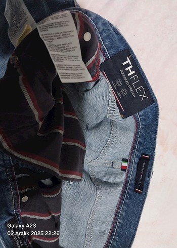 Erkek tomyy hilfiger orjinal lacivert mavi tonlarda kot Pantolon - Görsel 3