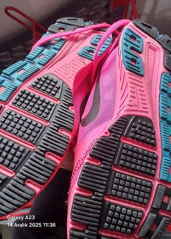 Pembe Bağcıklı Kadın Spor Ayakkabısı ucunda iğne ucu kdr skük vr - Görsel 5