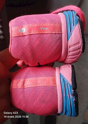 Pembe Bağcıklı Kadın Spor Ayakkabısı ucunda iğne ucu kdr skük vr - Görsel 2