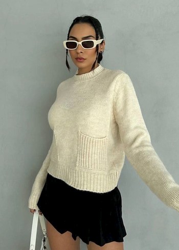 universal Beden Beyaz Kadın Kısa Oversize Triko Kazak