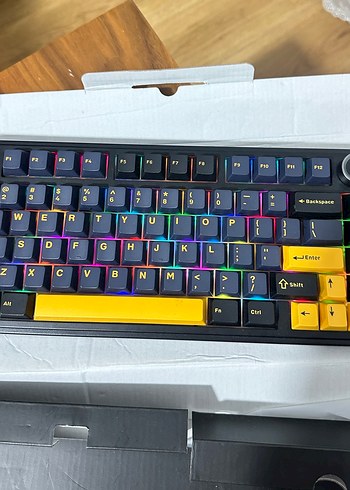 Beden AULA F75 Aydınlatmalı Gaming Klavye