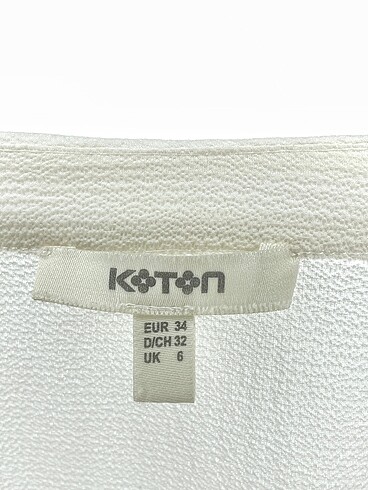 universal Beden beyaz Renk Koton Bluz %70 İndirimli.