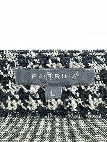 l Beden çeşitli Renk Fabrika Kısa Elbise %70 İndirimli.