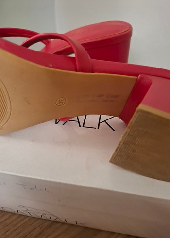37 Beden kırmızı Renk Kırmızı Minimalist Topuklu Kadın Sandalet