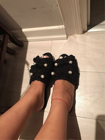 Kurt Geiger Taşlı terlik