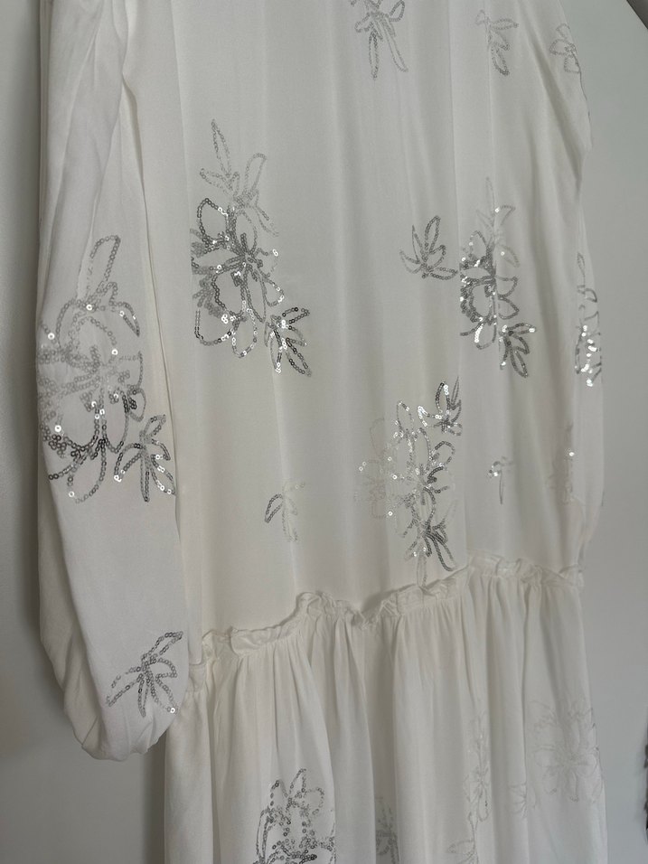 Uzun Kollu Nakışlı Beyaz Bohem Elbise - Görsel 2