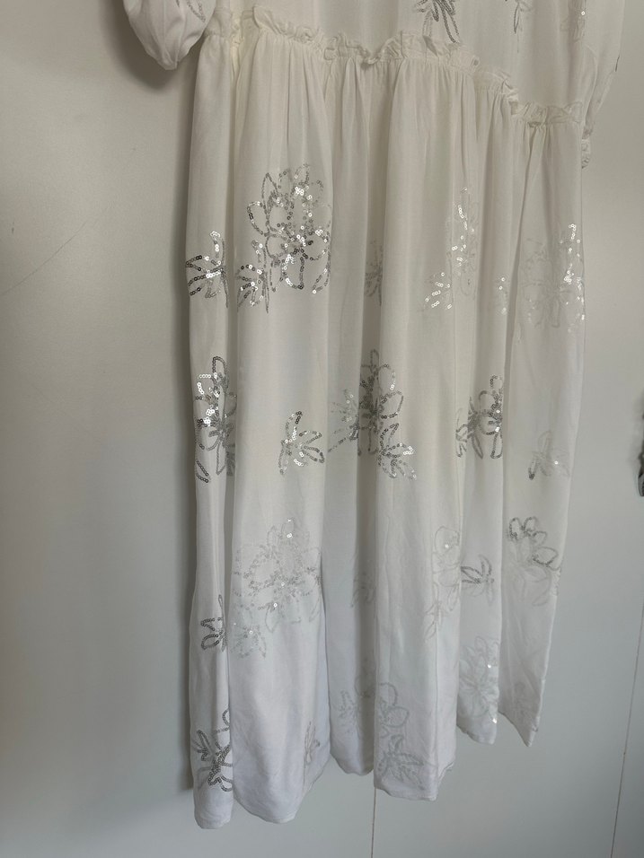 Uzun Kollu Nakışlı Beyaz Bohem Elbise - Görsel 3
