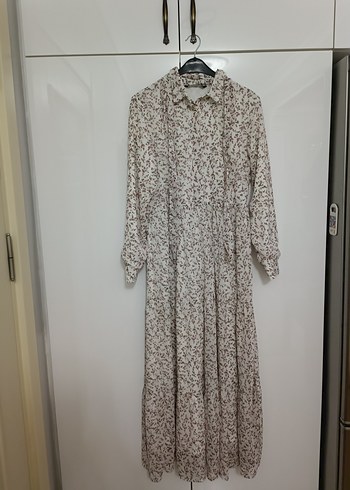 çiçekli modest elbise - Görsel 5