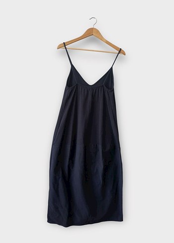 Siyah Keten Askılı Uzun Zara marka Elbise - Görsel 2