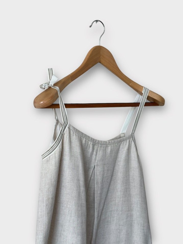 Yargıcı Bej Keten Askılı Midi Elbise - Görsel 4
