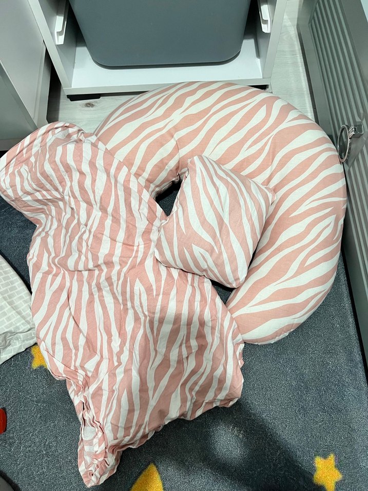 Pembe Zebra Desenli Emzirme ve Hamile Yastığı - Görsel 2