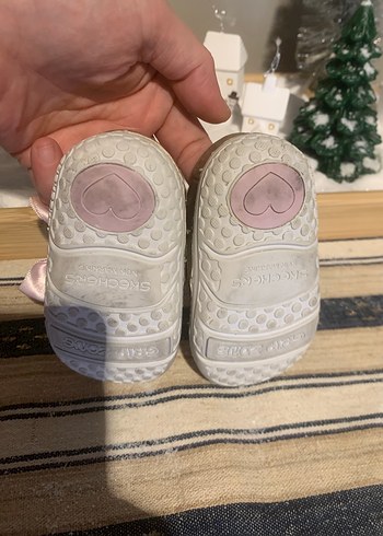 Kız Çocuk Parlak Altın Spor Ayakkabı - Görsel 4