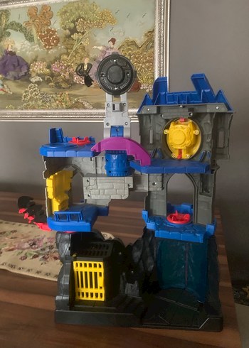 Mavi ve Gri Batman Kalesi Figürü - Görsel 2