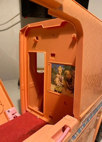 Barbie evi ve karavanı
