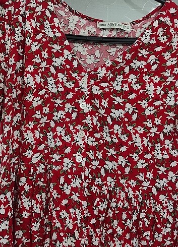 Laura Ashley Kırmızı Çiçekli yumuşacık elbise