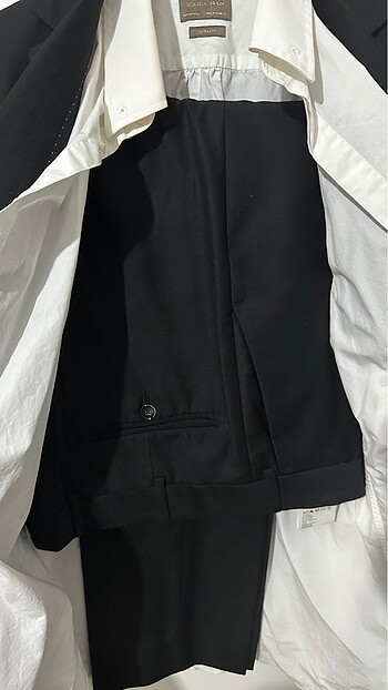 50 Beden siyah Renk Kığılı Takım Elbise & Zara Gömlek