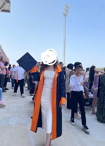 Trendyol & Milla mezuniyet elbisesi