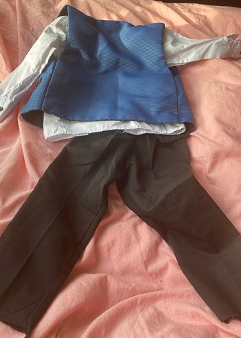 Erkek Çocuk Mavi Yelekli Kemerli Takım - Görsel 2