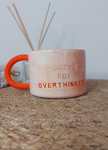 Cute but overthinker 