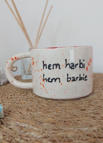 Hem harbi hem Barbie 