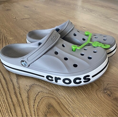 37 Beden Crocs terlik