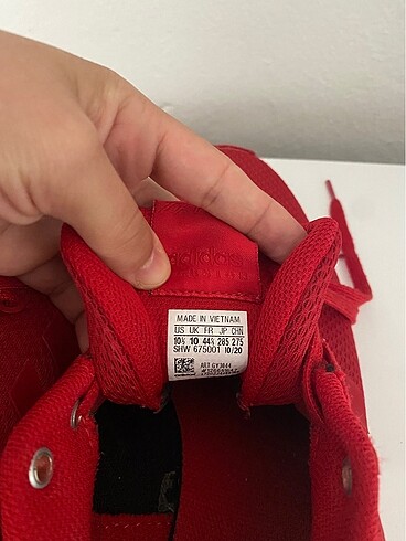 44 Beden kırmızı Renk Kırmızı Adidas orijinal erkek ayakkabısı