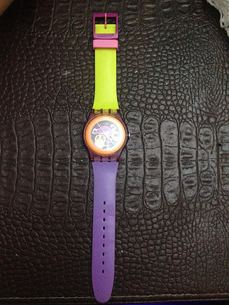 diğer Beden Swatch markalı kol saati 