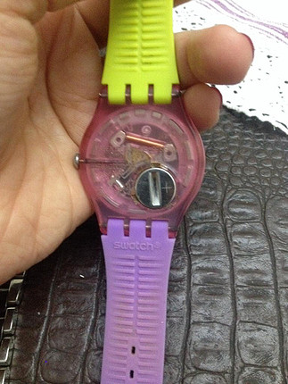 diğer Beden çeşitli Renk Swatch markalı kol saati 