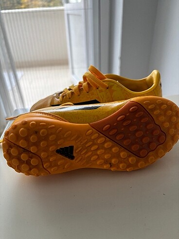 29 Beden altın Renk Adidas Çocuk krampon
