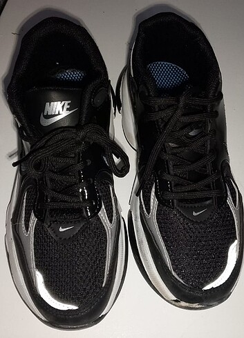 Nike Nike siyah spor ayakkabı
