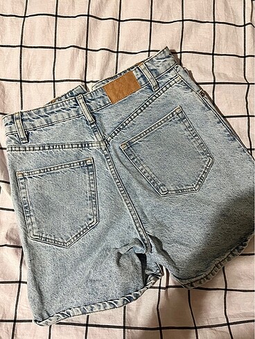34 Beden Zara highrise sort